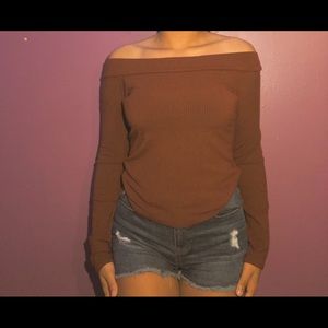 off the shoulder long sleeve top